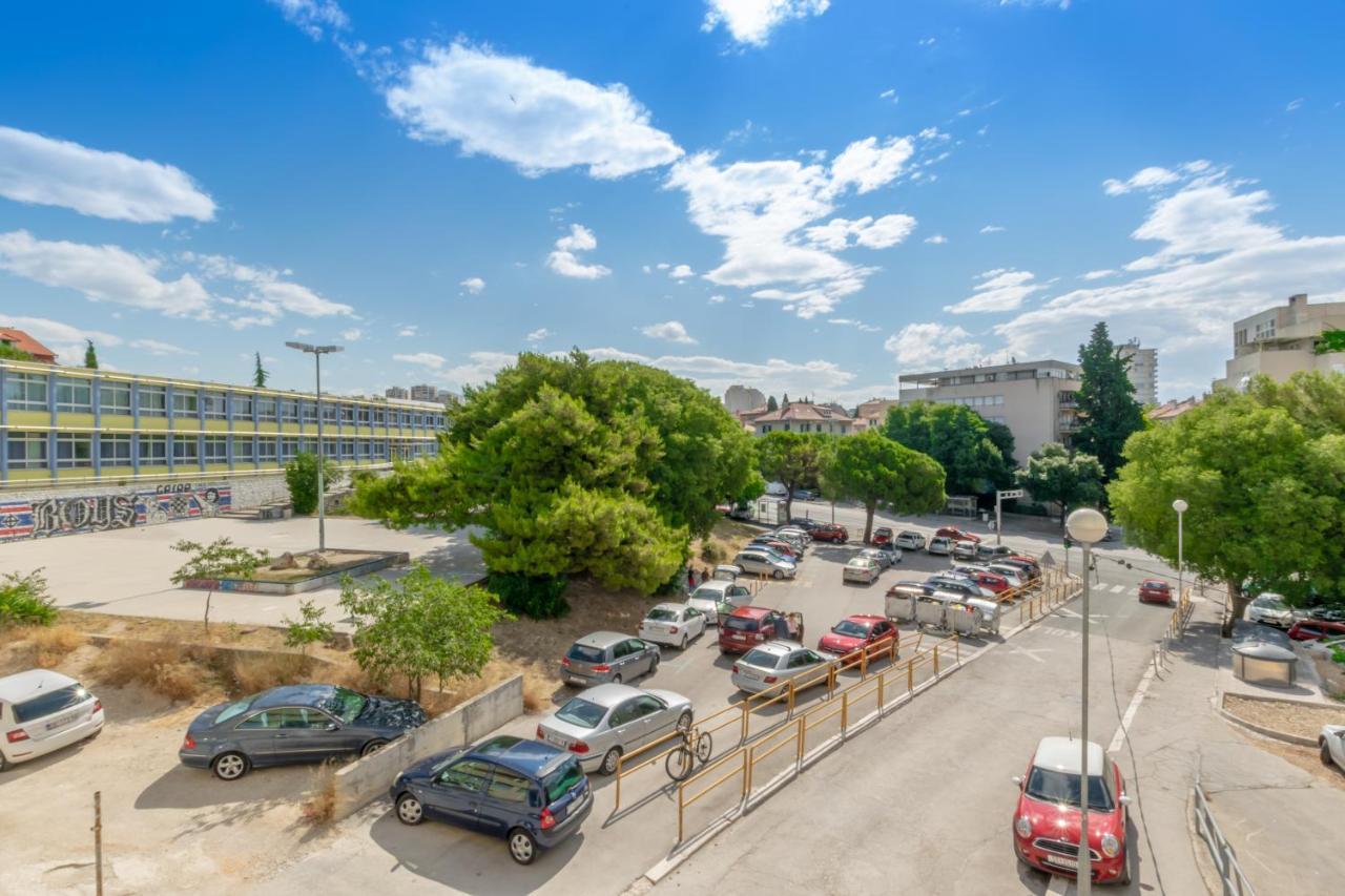 Apartment Omiska Split Eksteriør billede