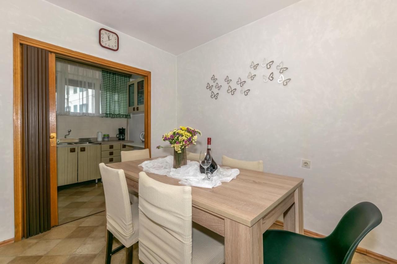 Apartment Omiska Split Eksteriør billede